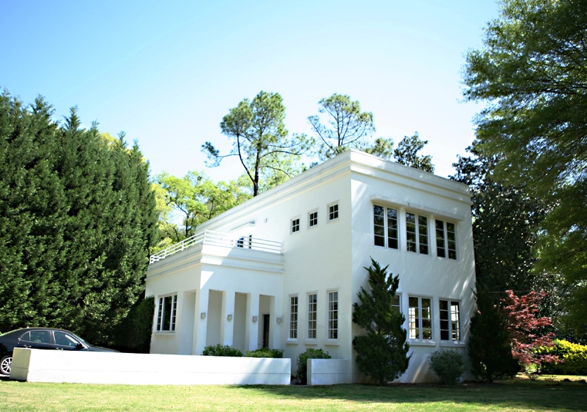 Atlanta Residence - Wikimedia Commons